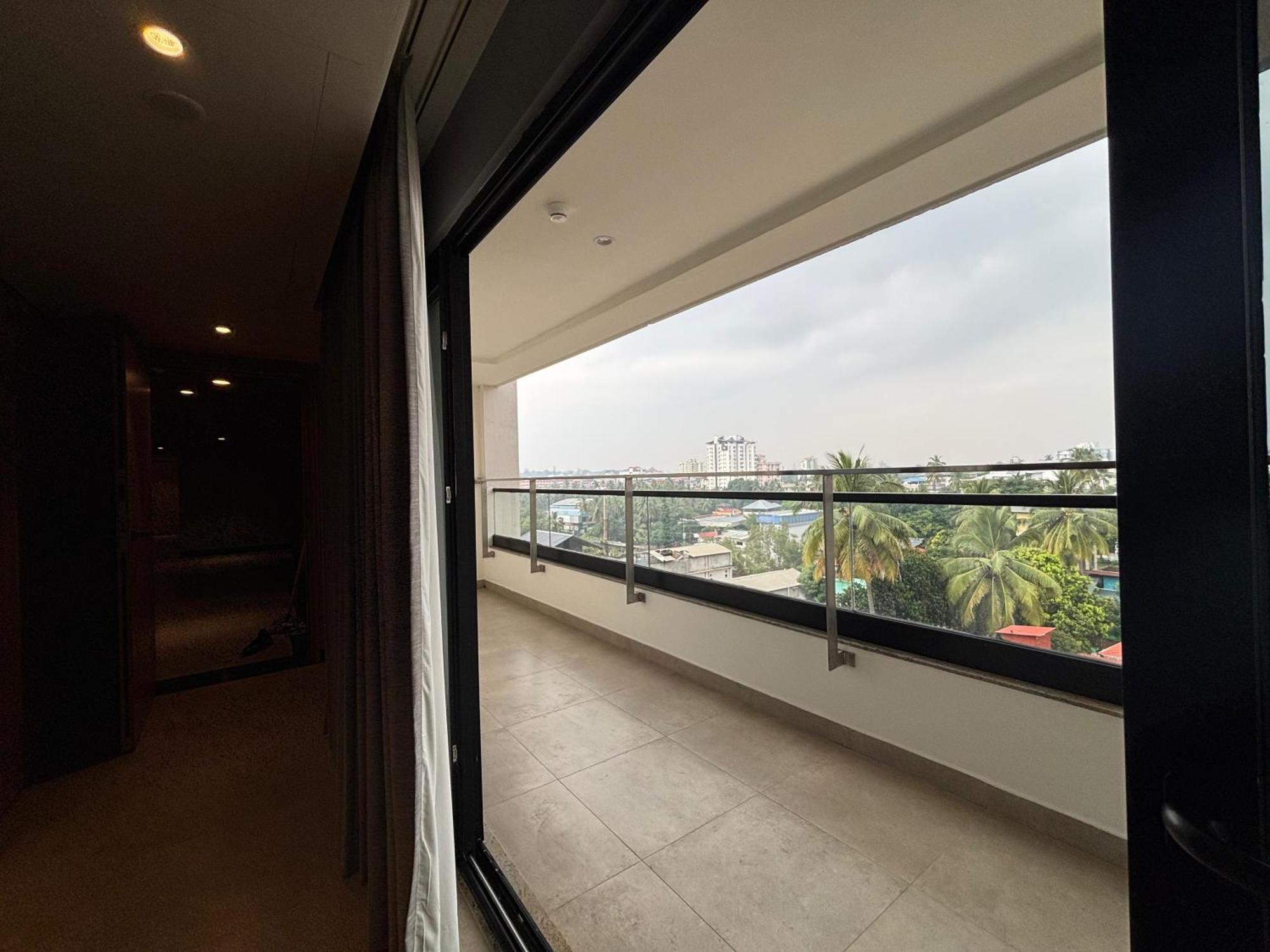 Park Inn & Suites By Radisson Thrissur East Fort Kültér fotó